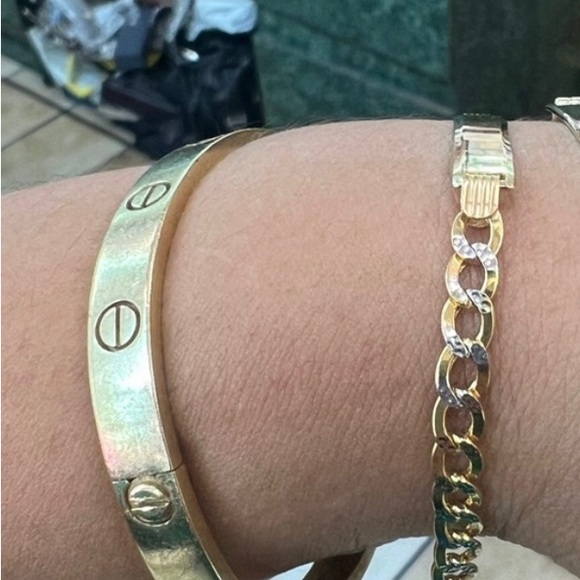 14k Italian Yellow Gold Cuban Diamond Cut ID Bracelet - Picture 6 of 6